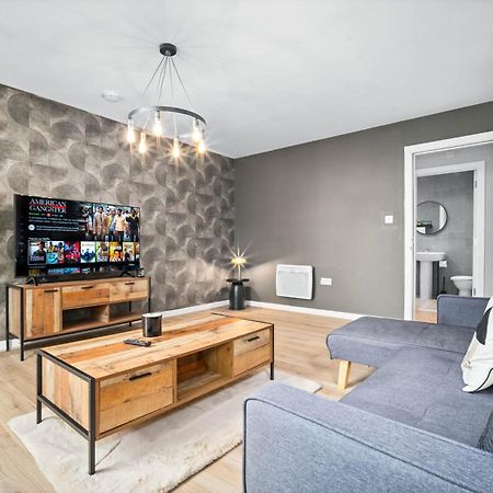 ברמינגהאם Luxe Apartment With Private Parking In Gated Complex - Close To Jq & City Centre - Top Rated - 7Sh מראה חיצוני תמונה